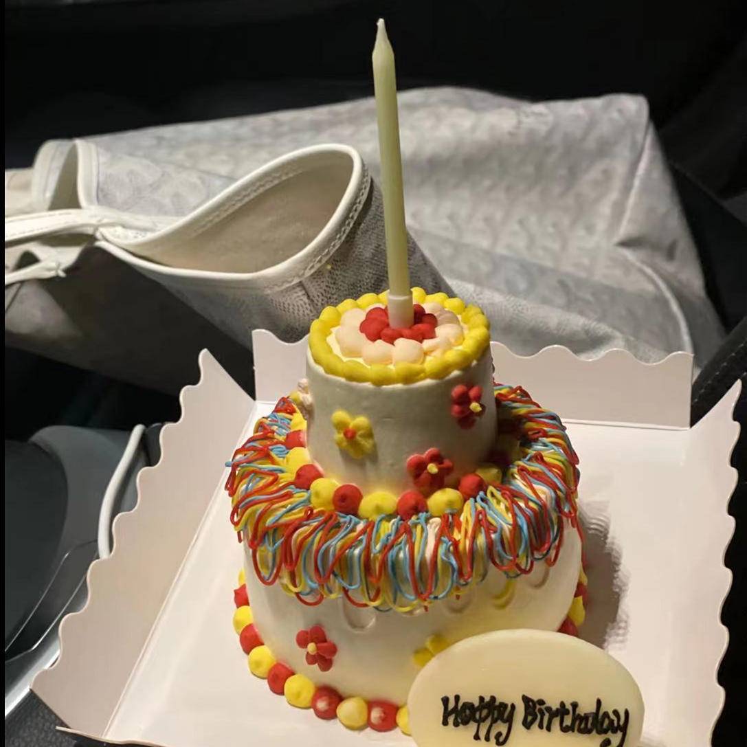 痘痘反反复复又红又疼又痒,痘痘反反复复有一层皮