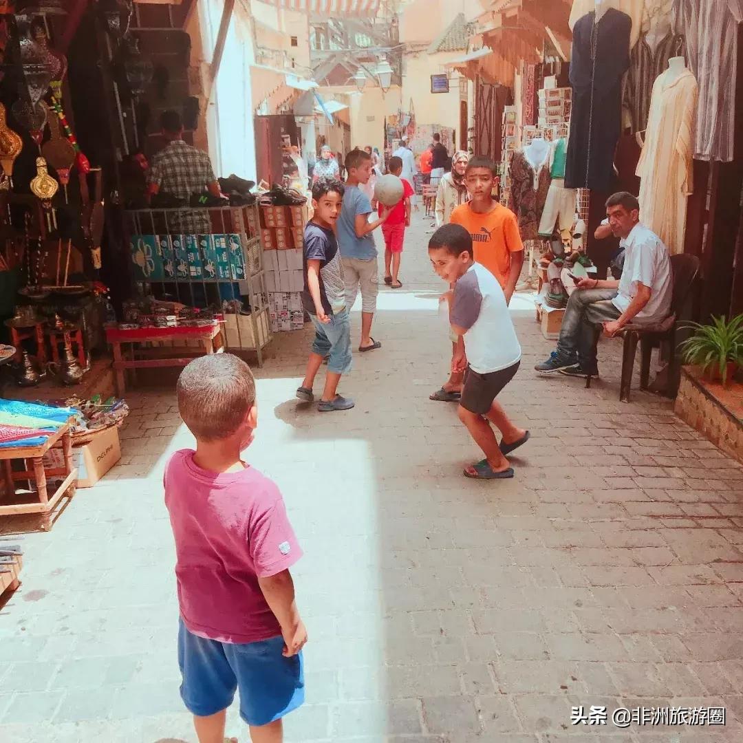 比欧洲便宜比希腊小众梦幻，这个免签的童话故事现实地千年摩洛哥