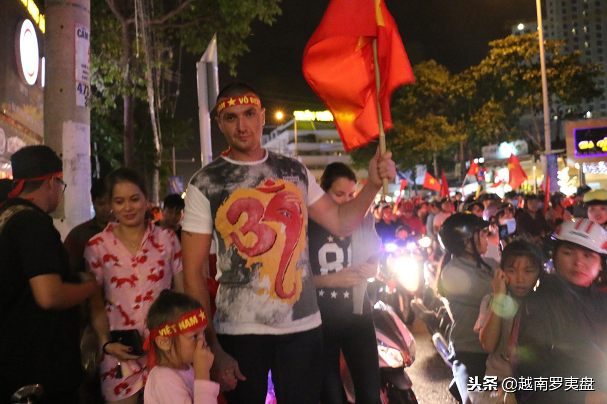 越南足球到底有多强,越南人对足球热情