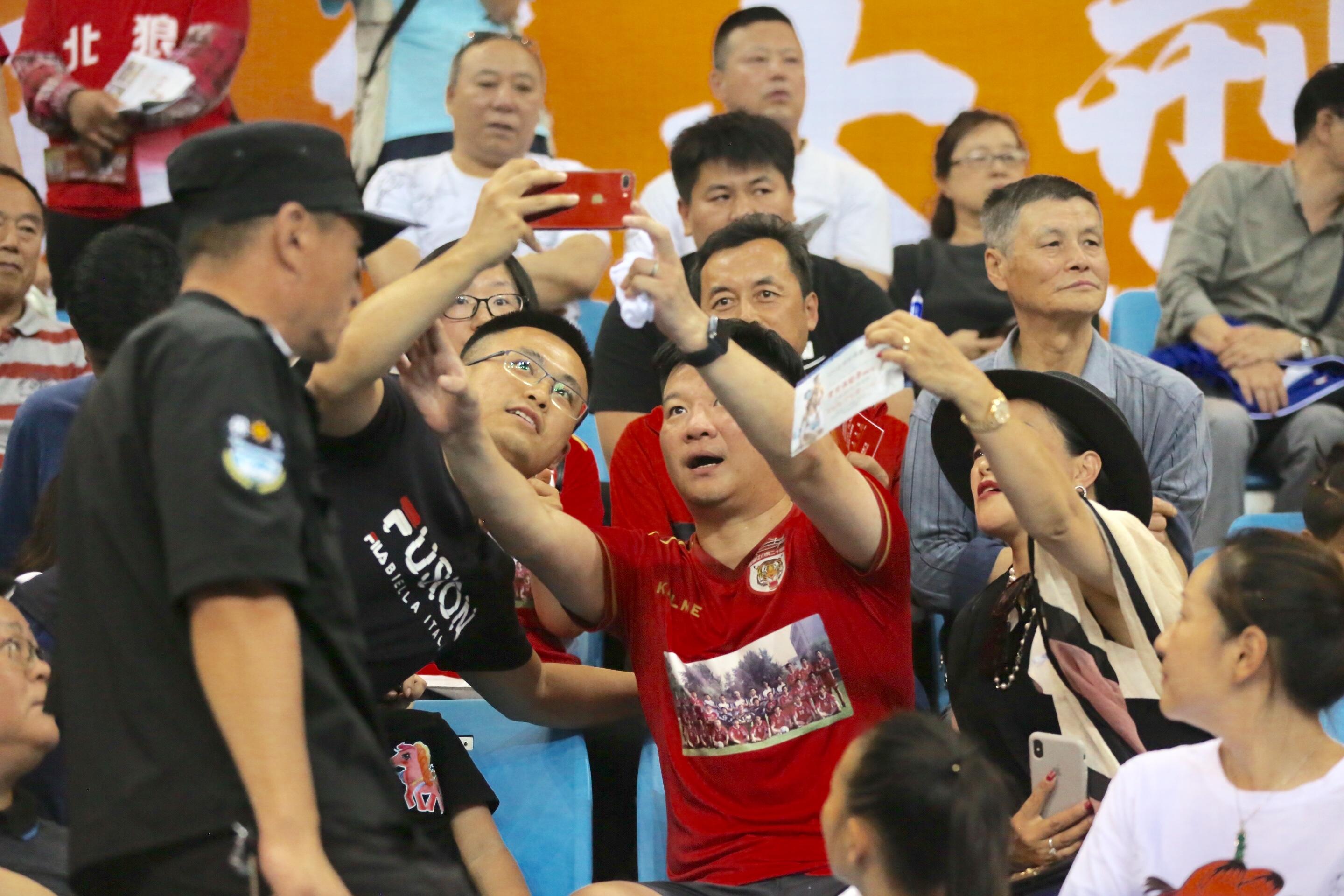 辽小虎再相聚完整版,2022年虎年小虎队再聚首完整版