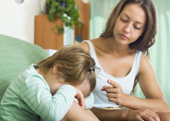 1岁半小孩总是哭爱发脾气怎么教,一岁多孩子哭闹发脾气要如何解决