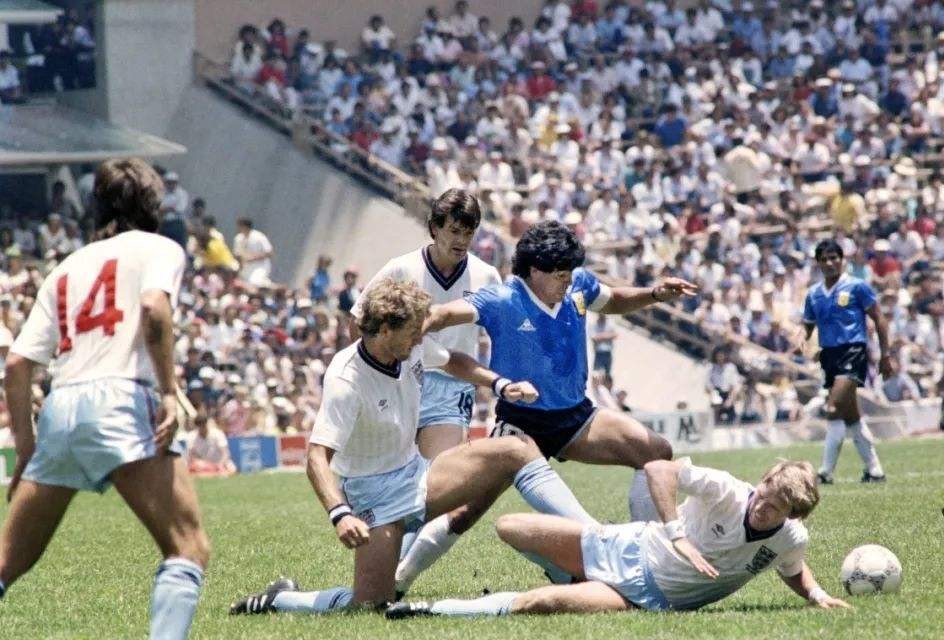 火星撞地球的精彩对决nba,火星撞足球比赛视频