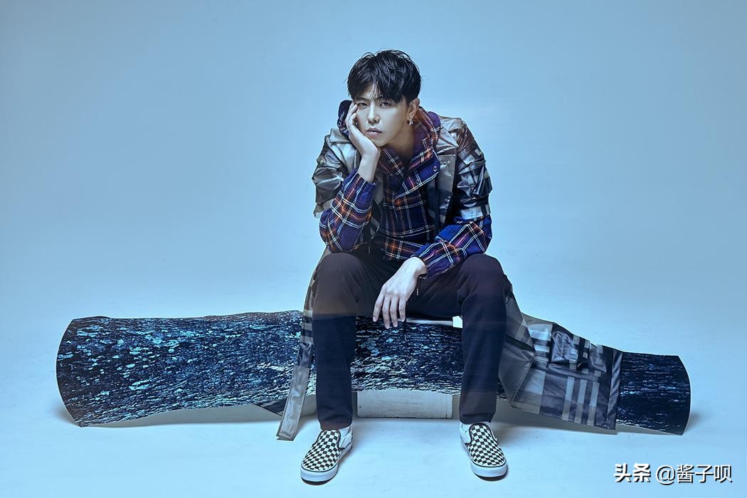 黄鸿升女友发声悼念,黄鸿升女友发文悼念