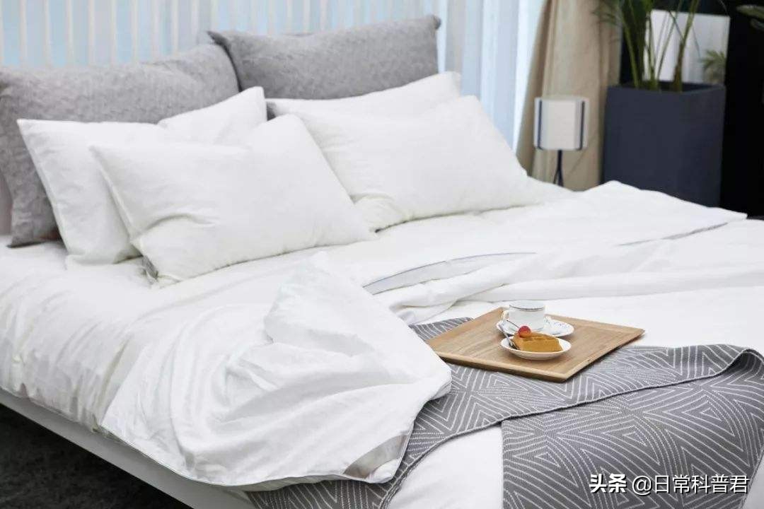 枕头睡久了硬怎么办,市场买的竹枕头有异味怎么办