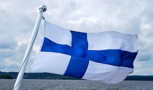 二战时期小国芬兰，从何而来的先进*器武**装备？能让苏联损伤惨重。