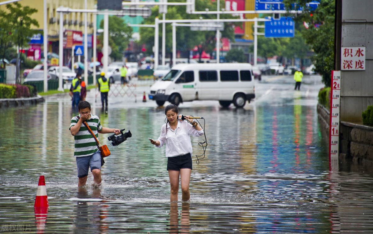 台风天气空调外机怎么办,打台风漏水怎么马上解决