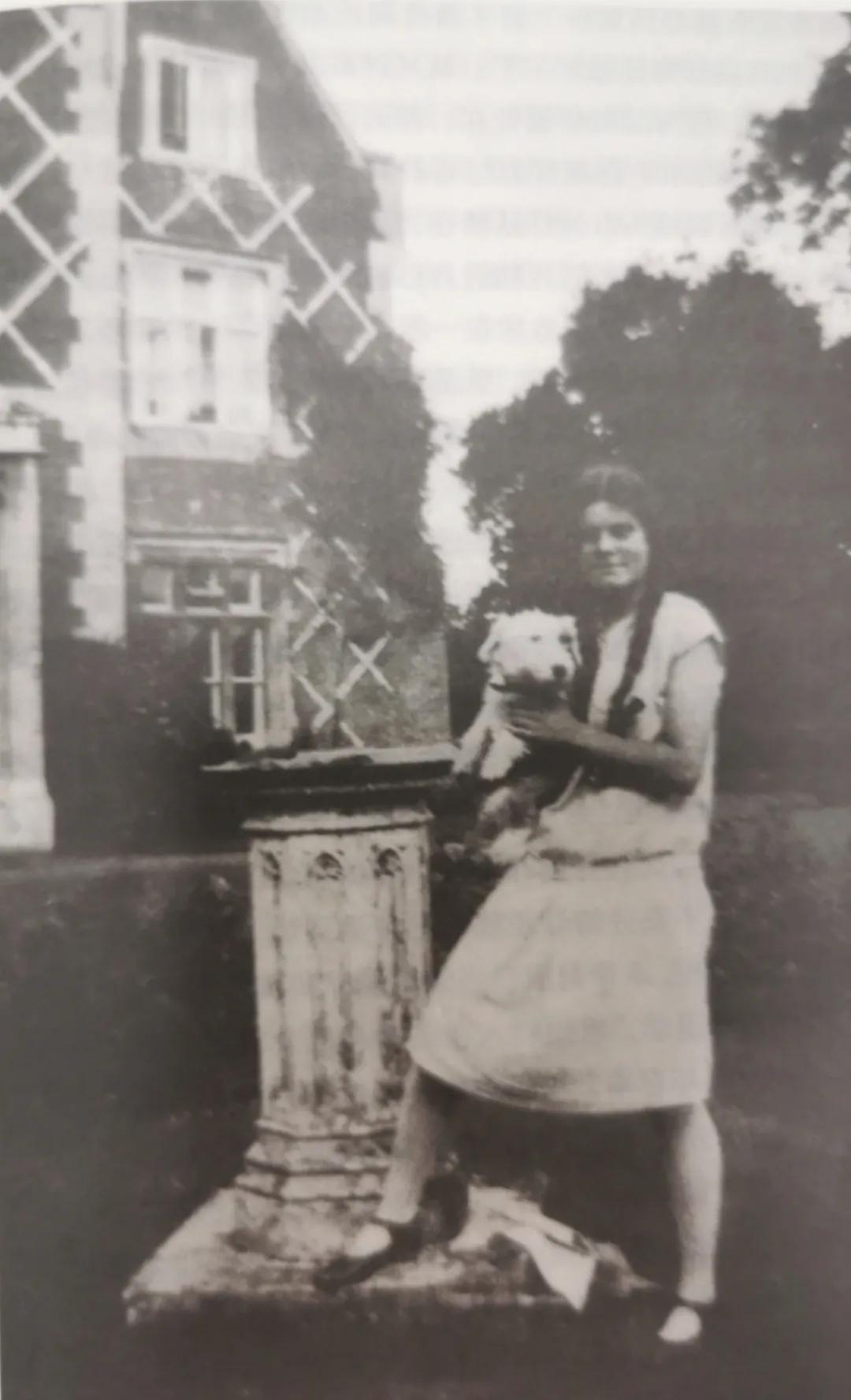 英国贵族最野的女人:大把人想写我的传记,可他们对性一窍不通