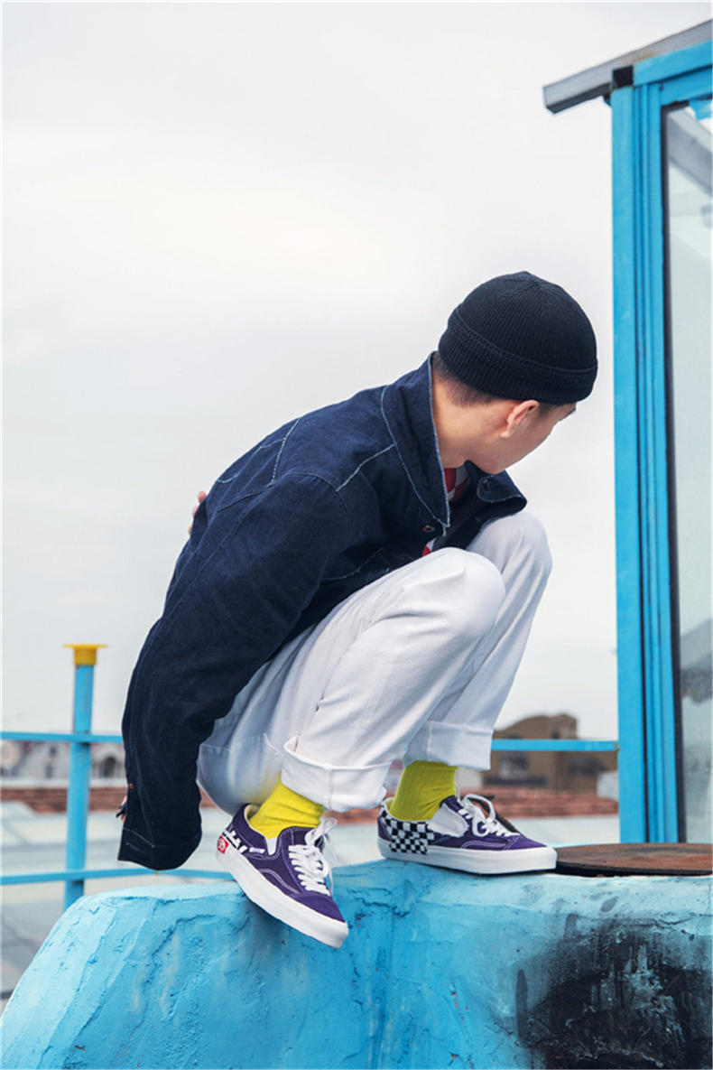 权志龙同款vans深蓝穿搭,权志龙的vans是哪一款