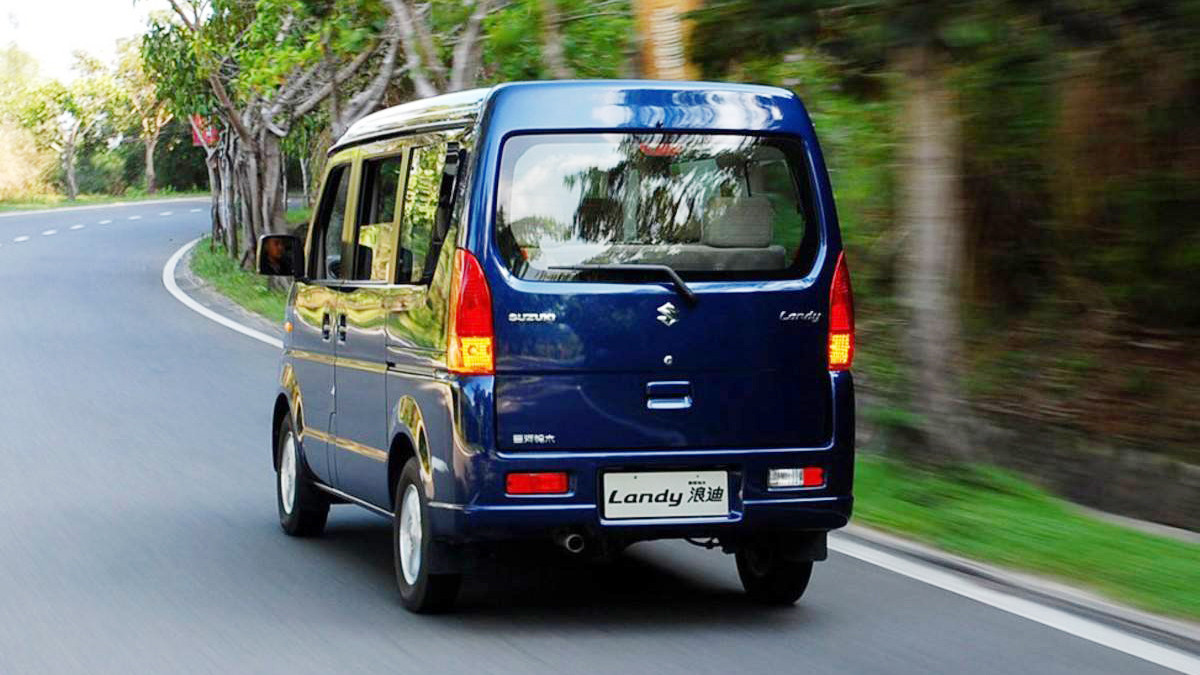 11年款的日系车商务车,11款丰田日系车