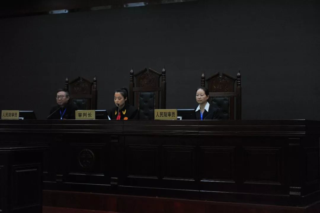 西安雁塔法院召开“*赌黄**毒”案件集中宣判大会