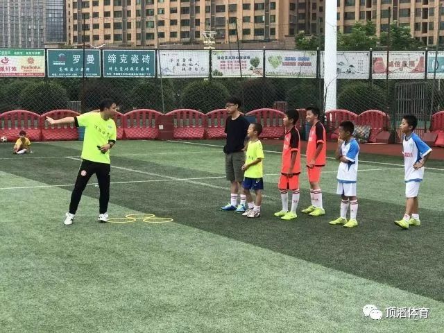 2020-2021足坛大事回顾,预测足坛未来十年的事件