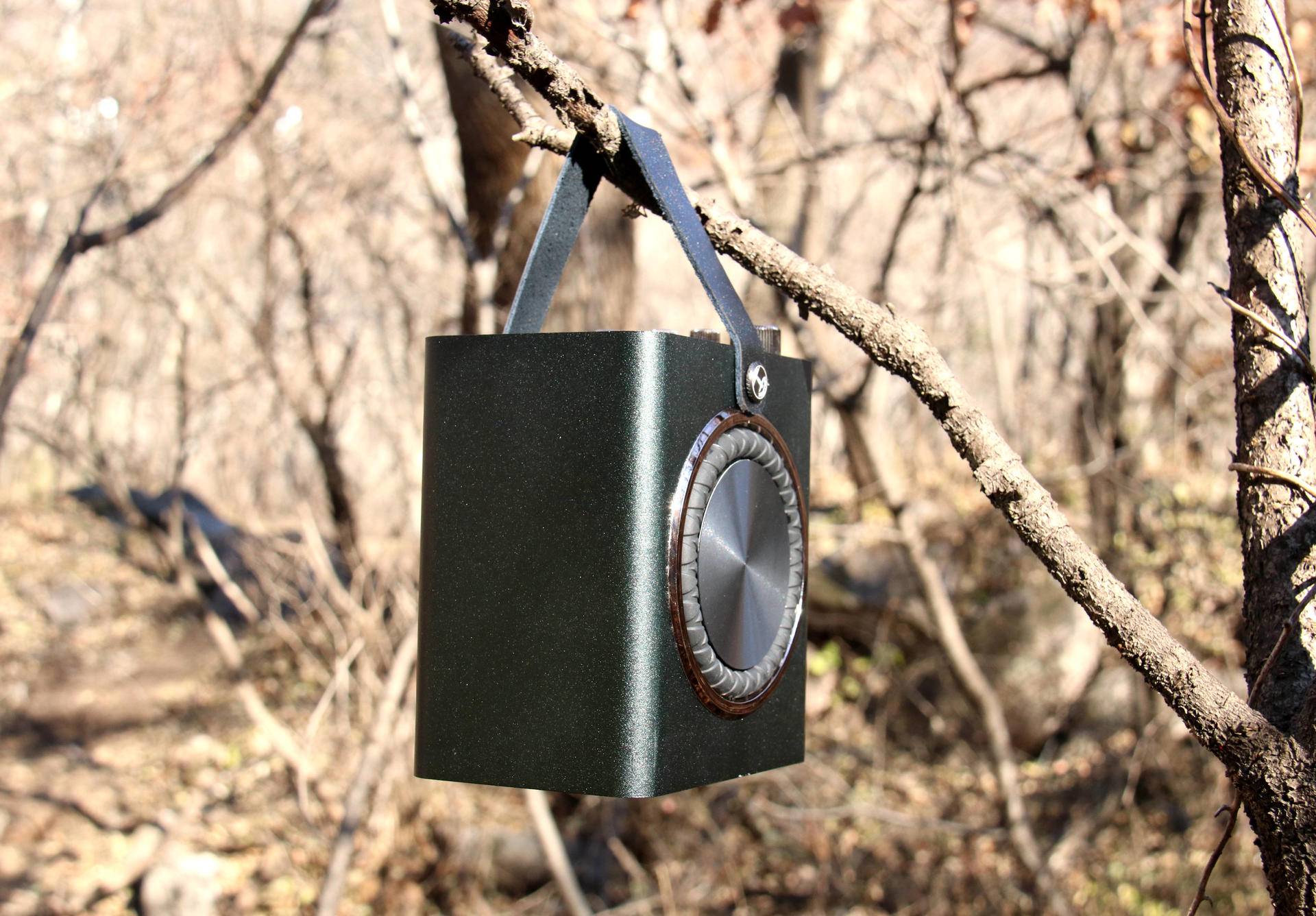 高颜值+好音色+K歌欢唱，金刚6便携蓝牙音箱随身携带的ktv