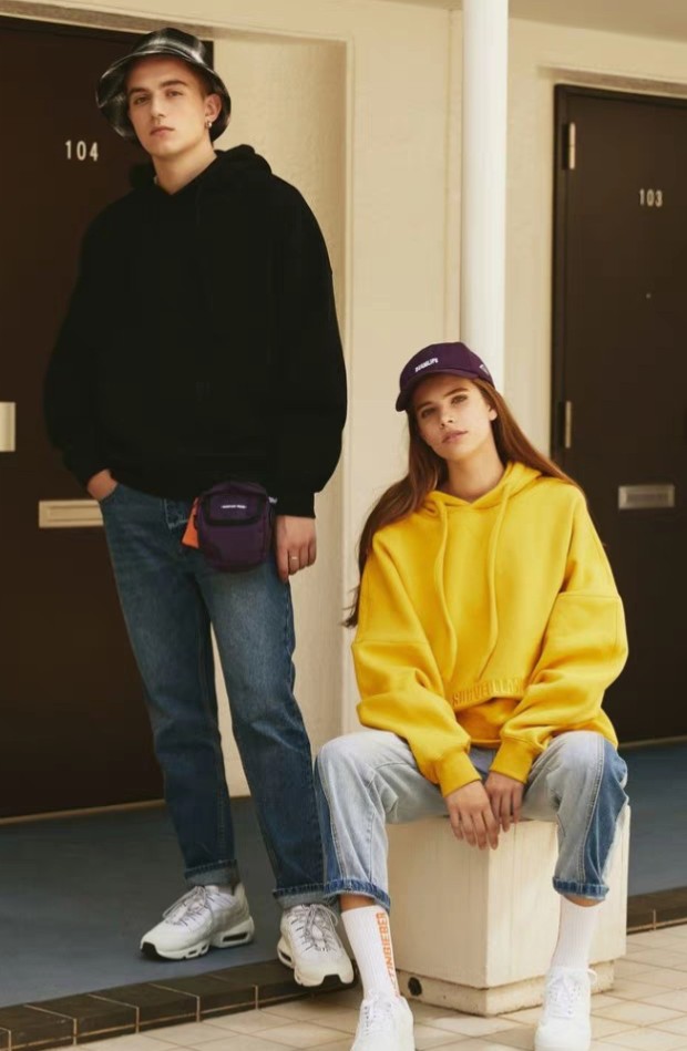 不像情侣服的情侣夏装,不像情侣的情侣日常