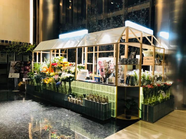 从中赫时尚北京花校出来连开7家花店，谁说花艺不赚钱？