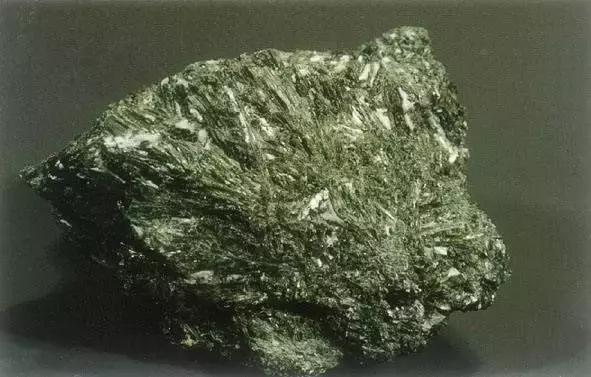 玉石的种类及鉴定标准图片,玉石的分类及鉴别图片