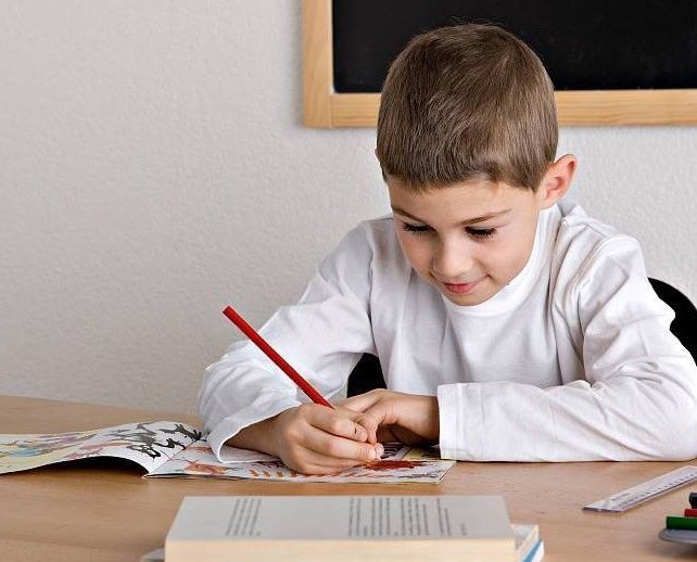 7岁孩子做算术题掰手指正常吗,7岁算数还要掰手指