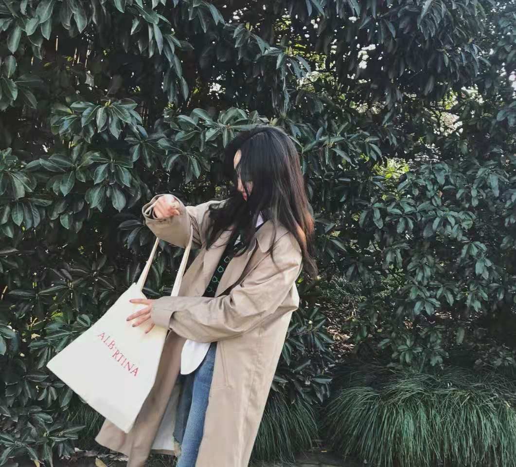 小个子怎么穿搭风衣显高显瘦,小个子如何挑选风衣