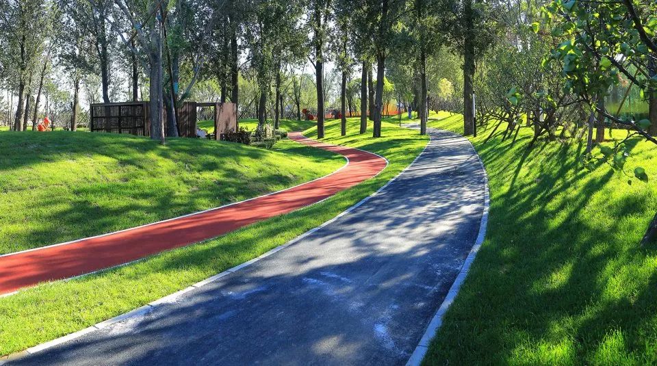 世界上最危险的跑道,世界上最舒服的跑道