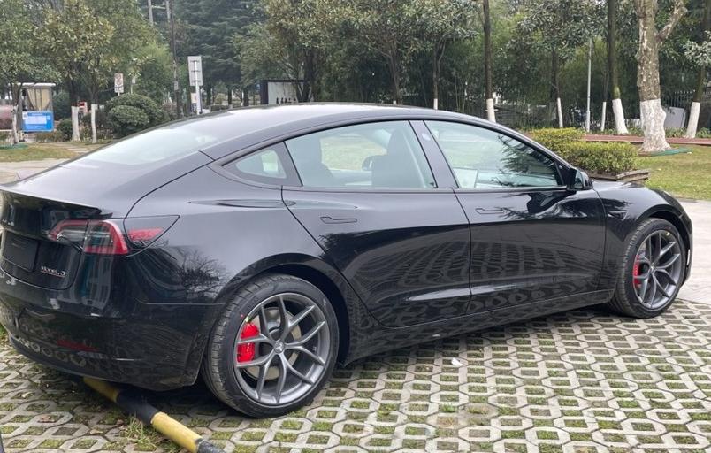 试驾特斯拉modely标准版,试驾modely之后几点感受