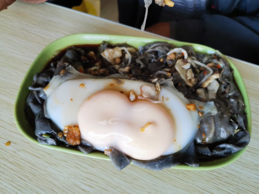 在家怎样做肠粉米浆视频,广东肠粉酱汁配方详细教程