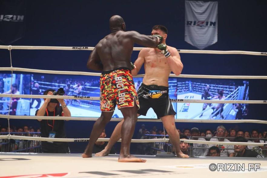 武林风冠军一回合被ko,武林风打败世界冠军视频