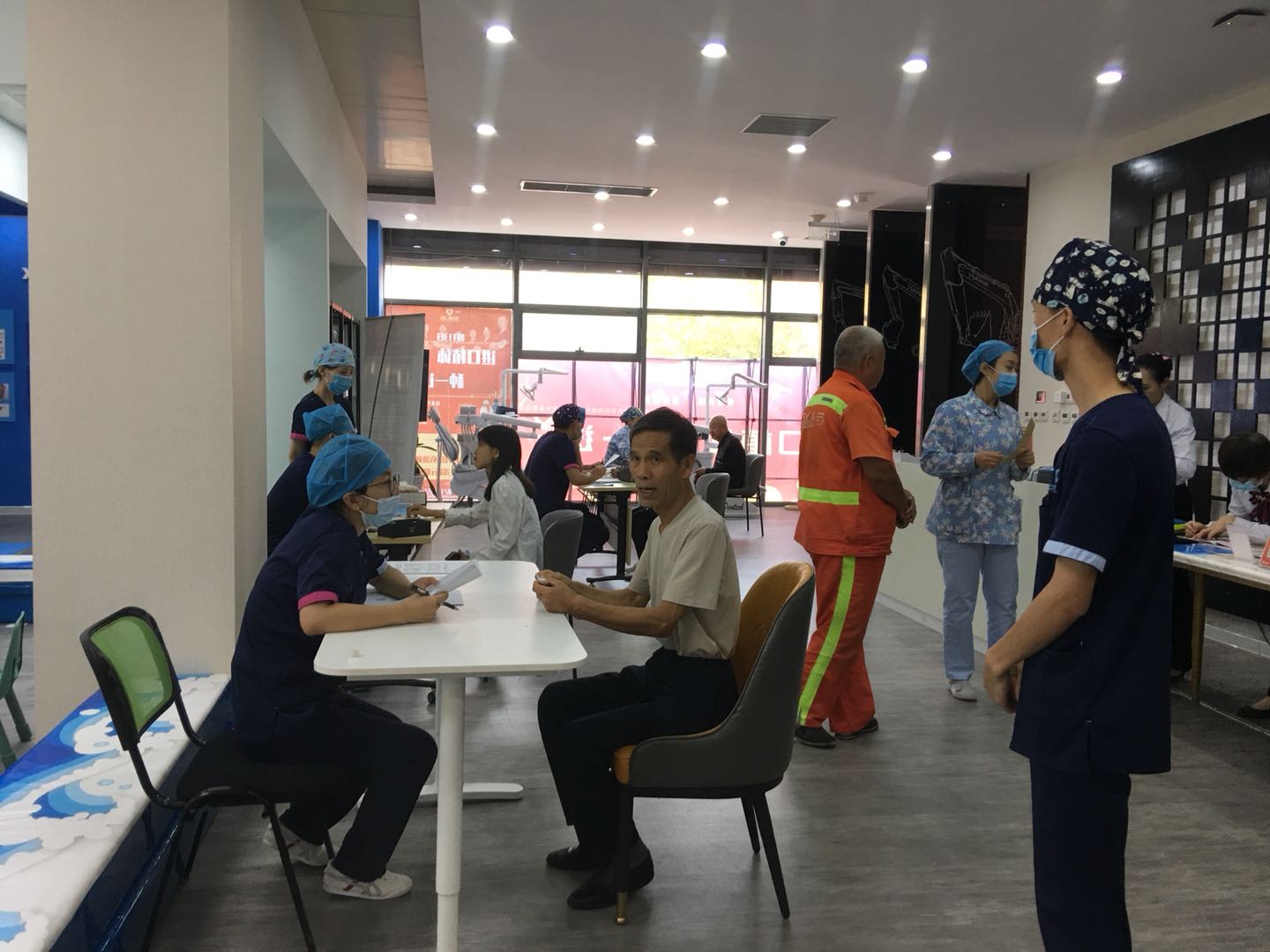 瑞博口腔阳光店,瑞博口腔医院直播