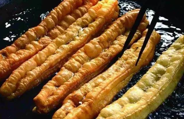 炸油条一斤面放多少酵母粉,炸油条不用面粉用酵母粉