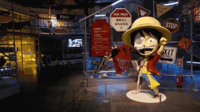 他肢解卡通人物,不但没毁童年,还倍受追捧