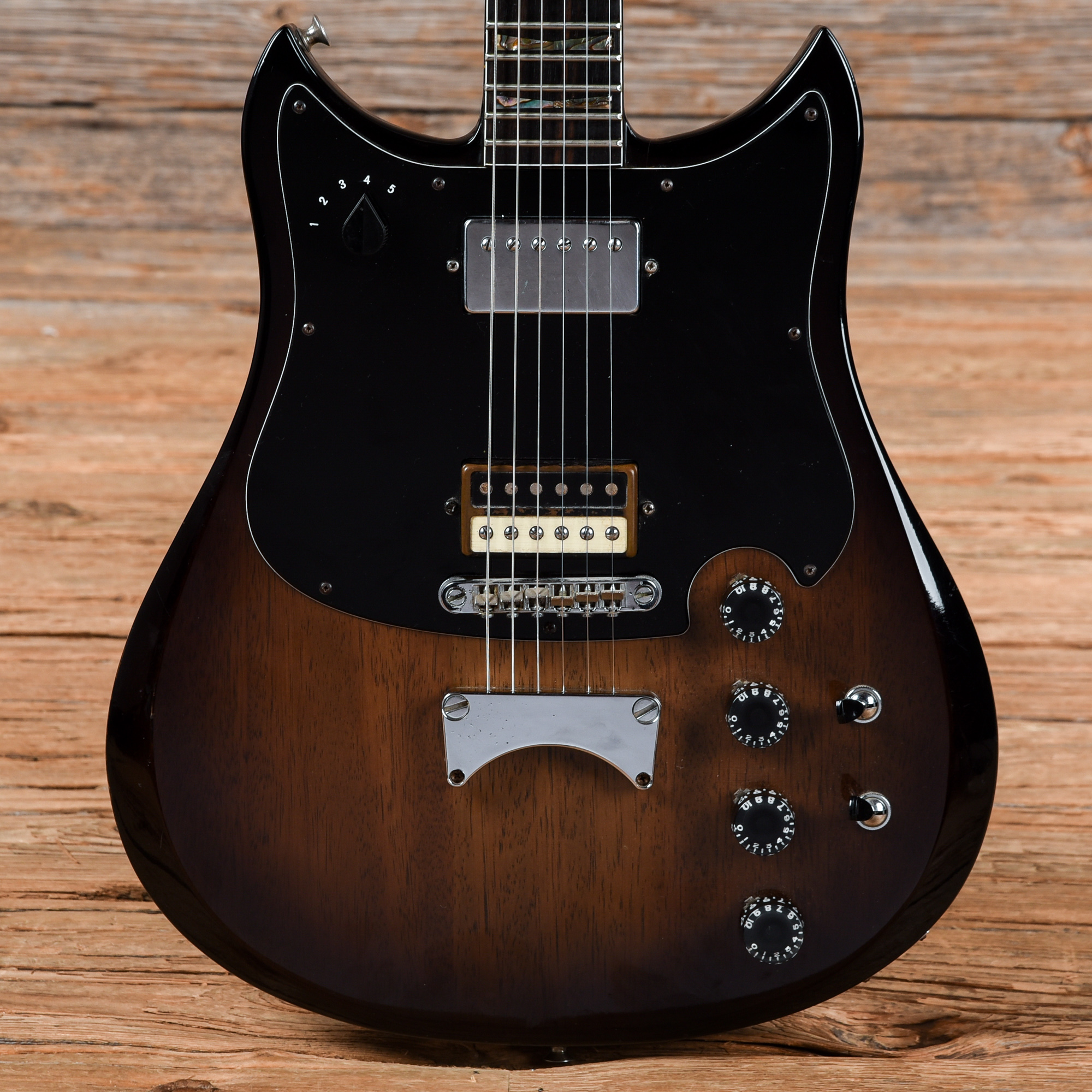 6个标新立异的中古吉他的控制系统