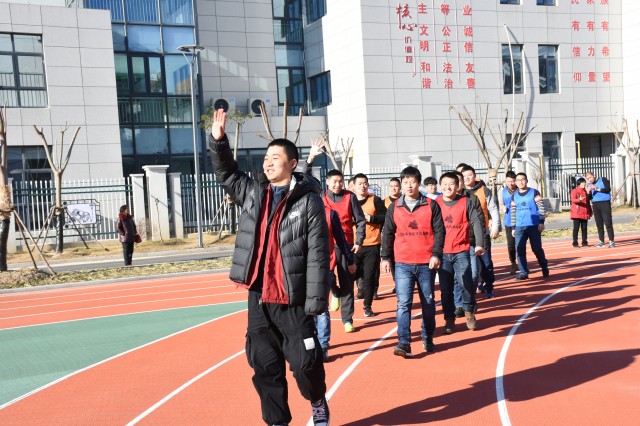 玩转足球悦享童年,足球嘉年华幼儿活动