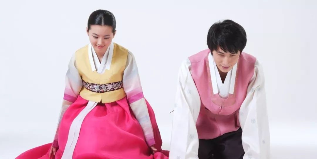 带你认识迷惘而不迷失的“浪漫韩国”