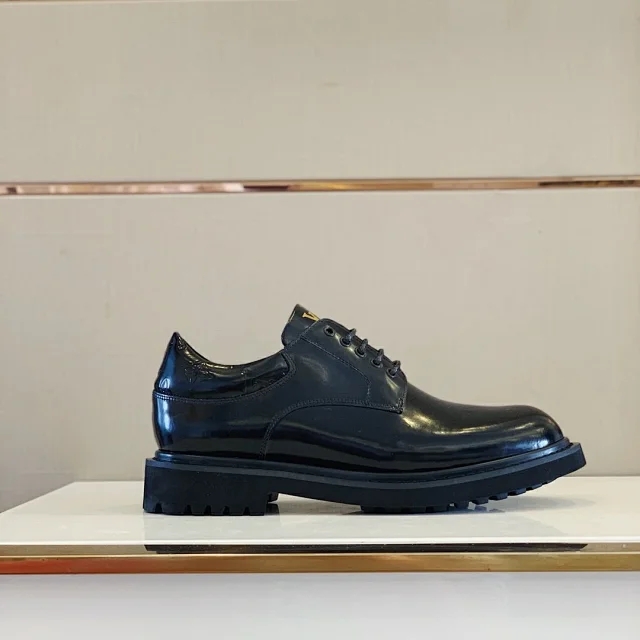 暖哭！中国无私赠给意大利一百倍口罩，LV皮鞋调价至740,只售中方