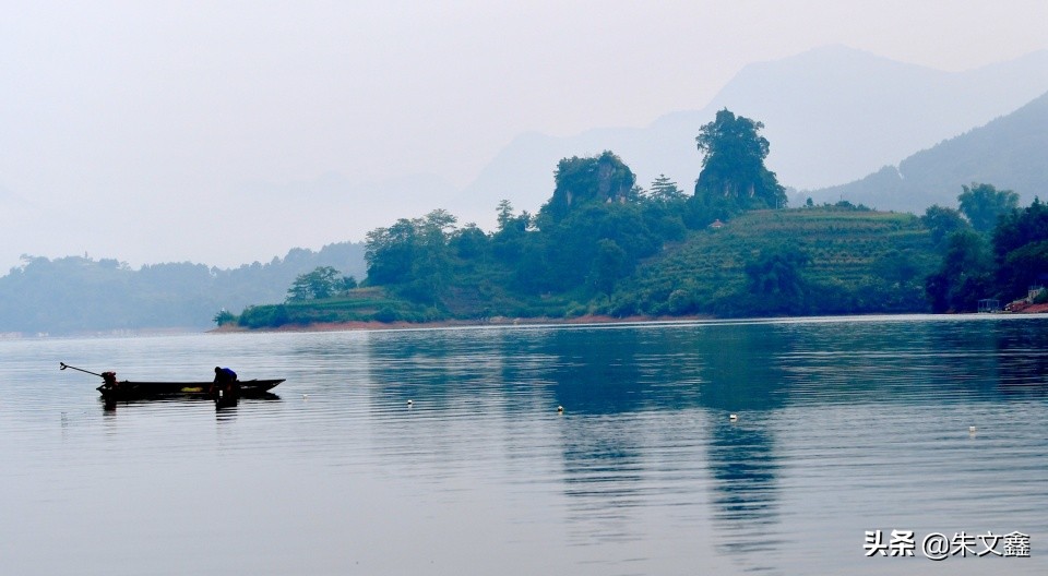 有一种生活叫长寿岛上梦巴马，来一场裸浴景中境如仙