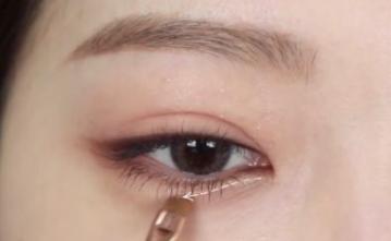 怎么样化妆可以画出卧蚕,卧蚕画法适合日常妆吗