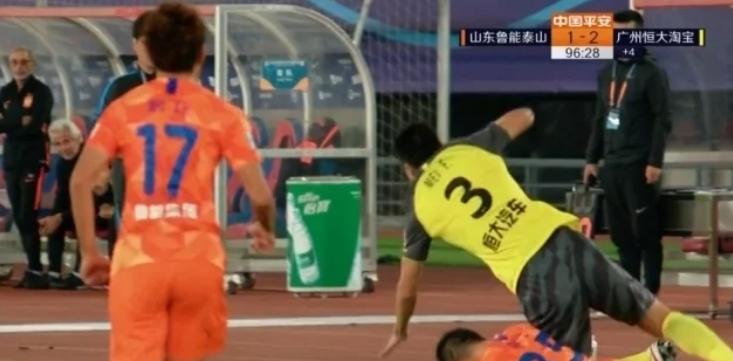 戴琳回应飞铲,戴琳飞铲裁判