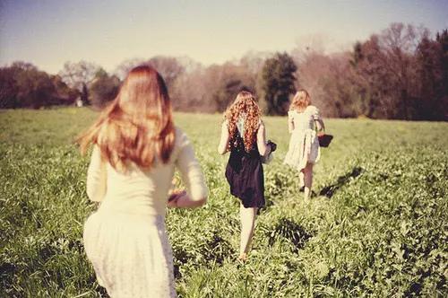 面对偏心的父母怎样做好一个哥哥,对于偏心的父母子女如何对待父母