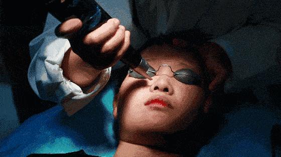 长了老年斑有什么办法可以解决,突然长很多老年斑怎么消除