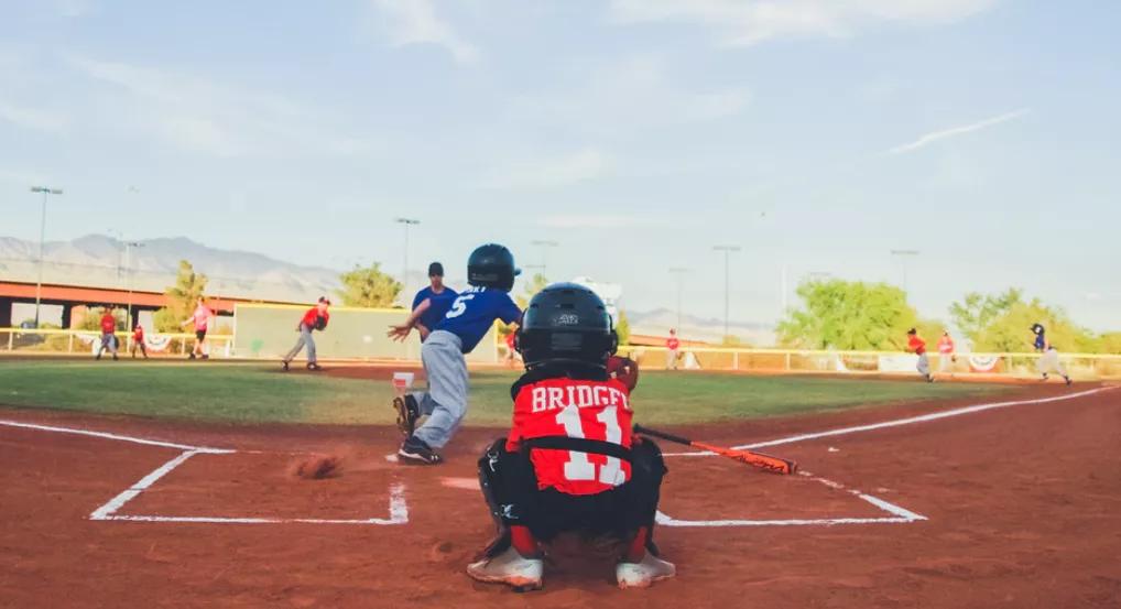 家长必看教育孩子的七大误区,中学生家长后悔忽视小孩体育锻炼