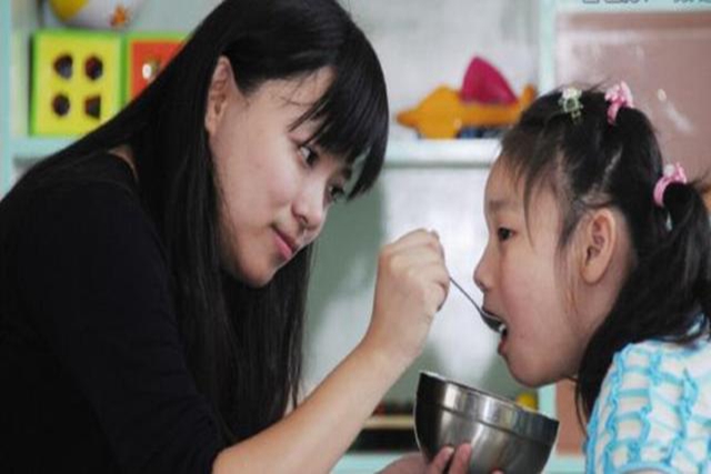 冷漠式教育和宠爱,父母对孩子难以启齿的教育