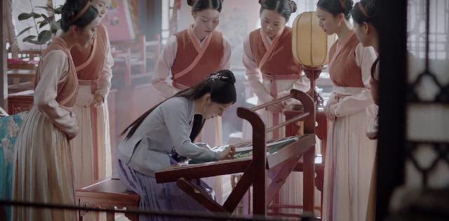 看《锦心似玉》灾民对待施恩者十一娘的做法,对比人性的善与恶