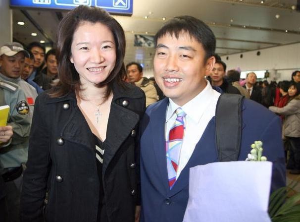 刘国梁和老婆王瑾的爱情故事,刘国梁和王瑾的爱情经历