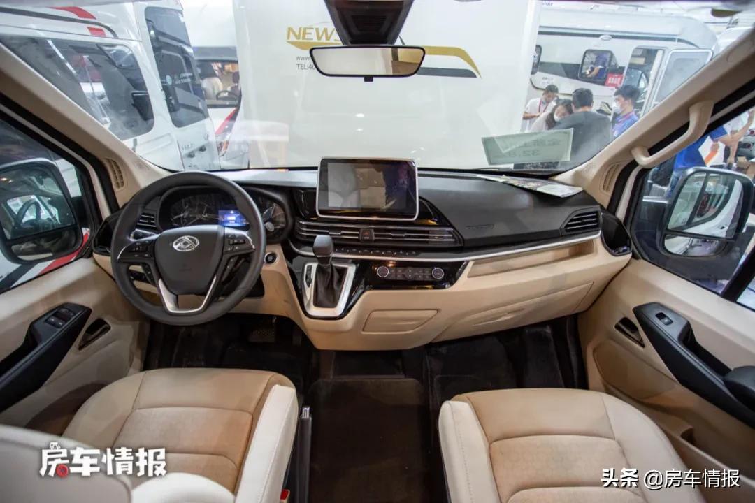 2023款大通v90长轴房车,阳光尚游大通v90b型房车多少钱1辆