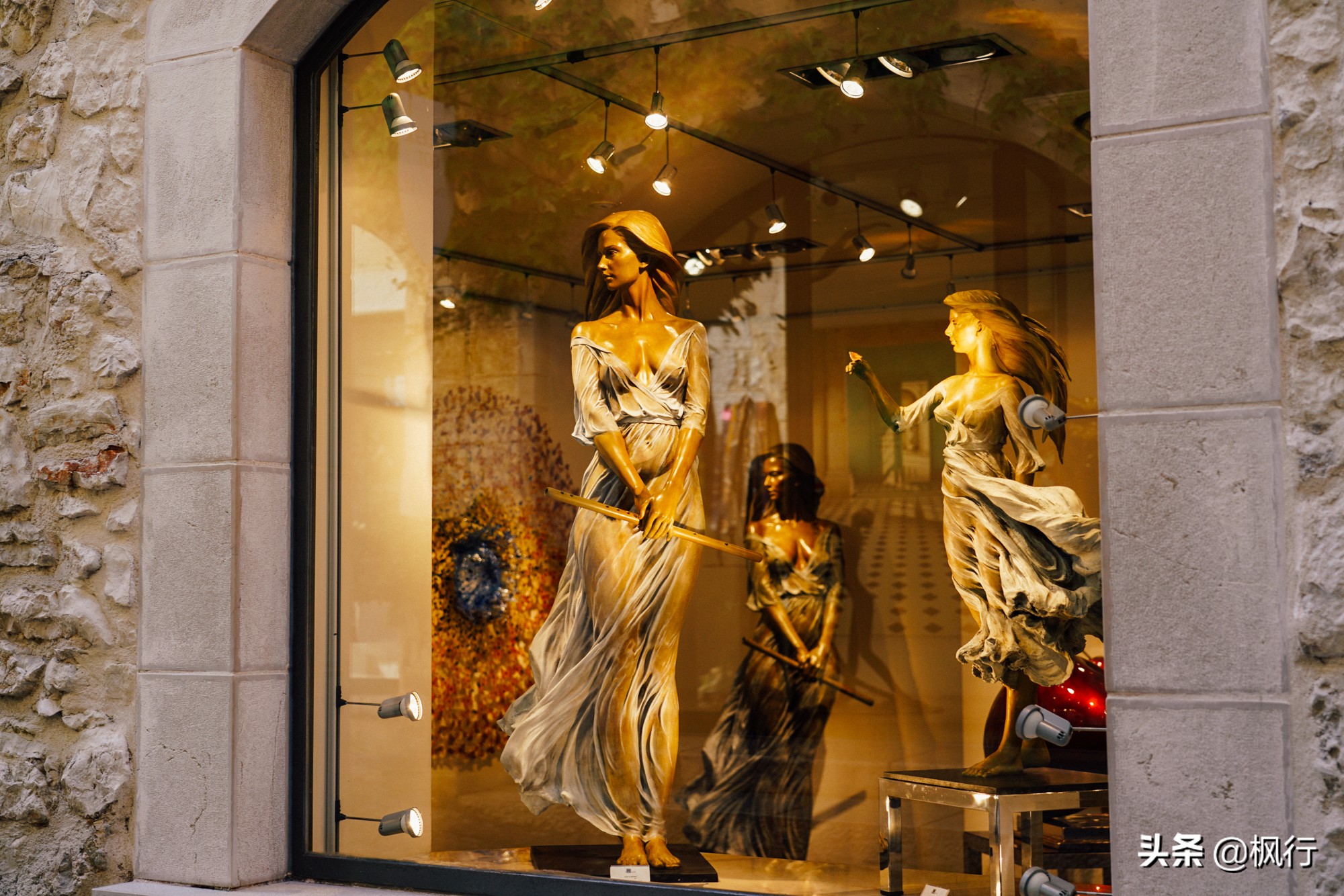 从埃兹到格拉斯，三个小镇教你玩转浪漫南法