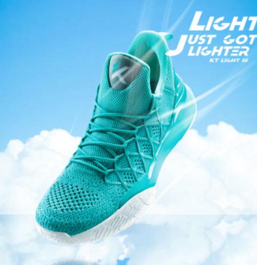 nike和阿迪顶级跑鞋对比,nike和阿迪达斯哪个系列最贵