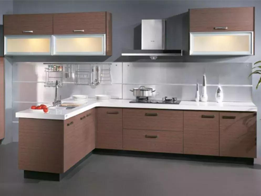 烤漆板材和防火板哪个好,防火板模压板和烤漆板的区别