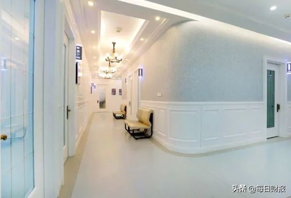 爱尔眼科值不值得投资,爱尔眼科相对估值分析