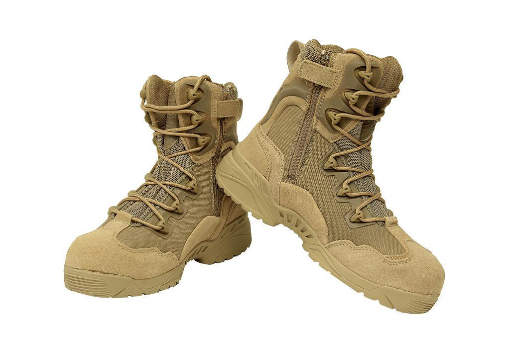 美军作战靴好还是07式好，这个问题难倒了我，我和稀泥地评判吧！