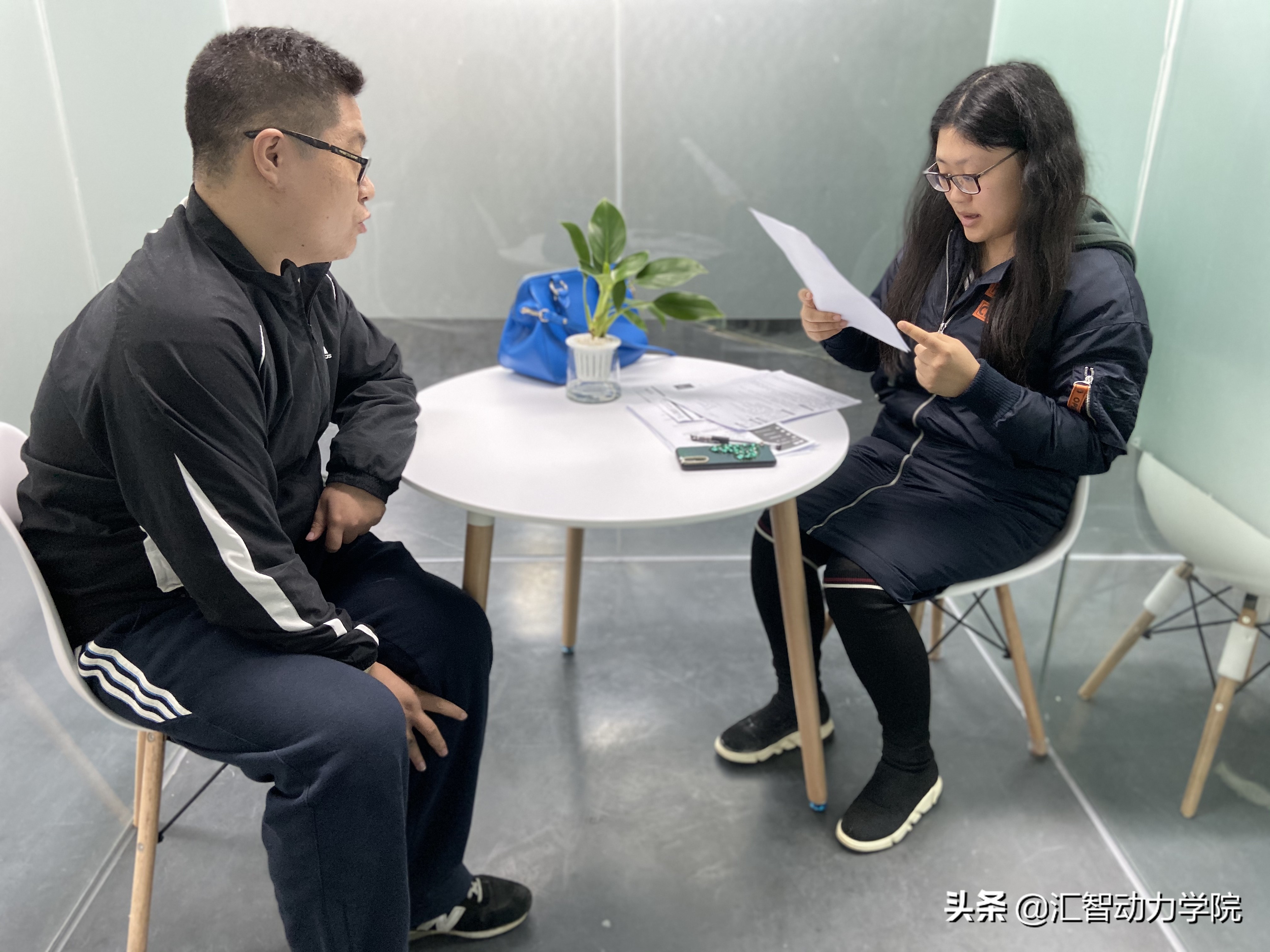 涓婃捣鏄撳疂杞欢鏈夐檺鍏徃瀹樼綉,涓婃捣鏄撳疂杞欢鏈夐檺鍏徃鎷涜仒