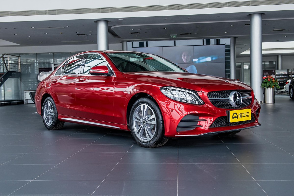 奔驰c级无钥匙进入没反应,奔驰c级钥匙锁不上怎么办