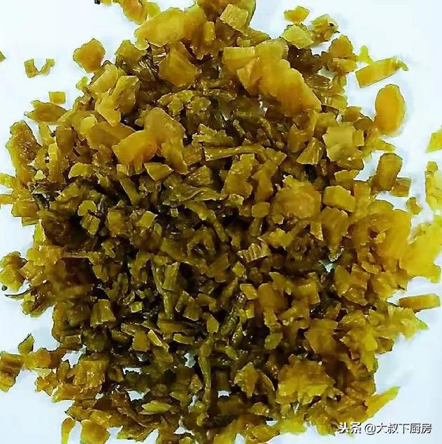 雪里红咸菜烧墨鱼,墨鱼干炒雪菜